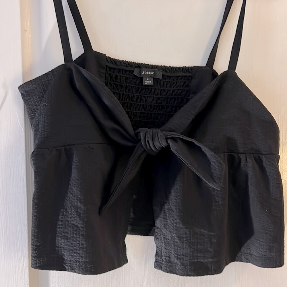 J CREW crop top, Tie front shirt, size large color, black
